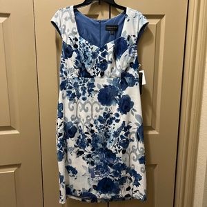 Connected Apparel blue flower print women’s dress